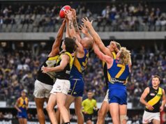 Os Tigers ultrapassaram os Eagles e quebraram uma seqüência de 12 derrotas consecutivas