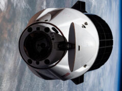 A cápsula Dragon transportará três toneladas de suprimentos e equipamentos para a Estação Espacial Internacional