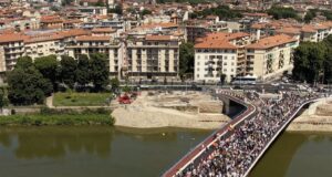 Uma nova ponte em Florença: a ponte Arno é inaugurada depois de meio século