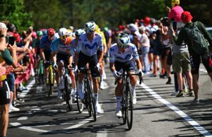 ‘Nossa hora chegará’ – Movistar não consegue vencer em Novi Ligure, mas explode o Giro d’Italia novamente