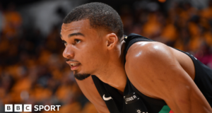 Playoffs da NBA: Minnesota Timberwolves conquista a liderança da série, apesar do recorde de Victor Wimbanyama
