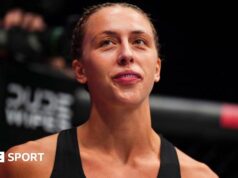 Dakota Dacheva: O britânico voltou de lesão em julho contra Dennis Keilholtz