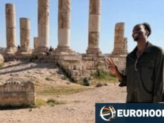 Hayes-Davies em viagem à Jordânia: “438…evite entorses” (foto)