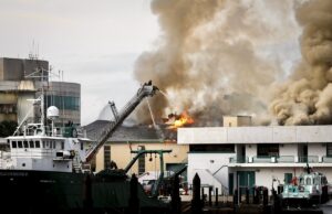 Incêndio no laboratório de ciências marinhas da Universidade do Sul da Flórida