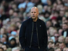 O Liverpool FC demitiu o técnico Arne Slot um ano depois de vencer a Premier League.