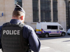 Polícia de Paris prende torcedores do Nice em briga antes da final da Copa da França e do rebaixamento