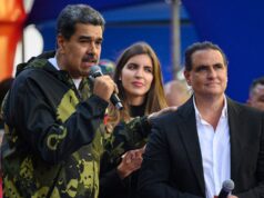 Aliado de Maduro deportado para os EUA, enfrenta acusações em esquema de petróleo e alimentos na Venezuela