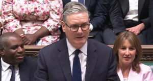 O primeiro-ministro britânico, Keir Starmer, está sob pressão à medida que a agitação trabalhista piora