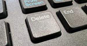 Não consegui descobrir como excluir fotos antigas do ChatGPT da minha biblioteca – aqui está um método oculto que finalmente funcionou
