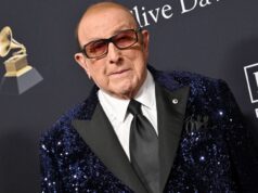 Clive Davis hospitalizado em Nova York com problemas respiratórios