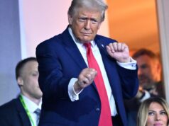 Trump diz que Melania o odeia por dançar o ‘hino nacional gay’ da YMCA