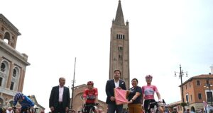 ‘Estamos investindo muito’ – Diretora do Giro d’Italia confirma duas horas de cobertura diária na TV O plano é realizar torneios consecutivos e espera renovar o contrato do evento.
