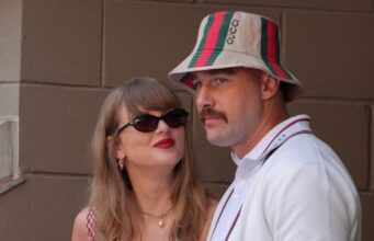 Taylor Swift e Travis Kelce se dão as mãos em Londres
