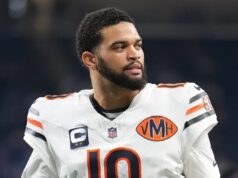 Caleb Williams recebe um alerta do técnico do Bears antes de 2026