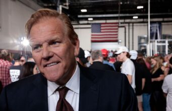 O republicano Mike Rogers recebeu boas notícias em sua tentativa de reverter a cadeira democrata no Senado de Michigan.
