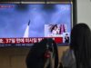 Coreia do Norte dispara mísseis para mostrar força