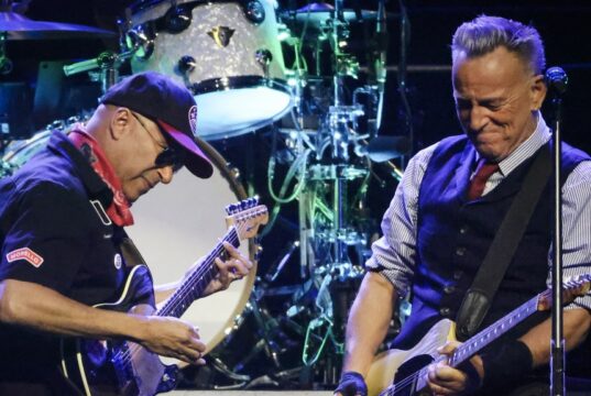 Bruce Springsteen e Tom Morello dão impulso ao Dia do Povo