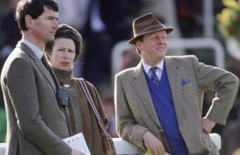 Reviva a história do relacionamento da Princesa Anne (incluindo a época em que ela namorou o ex-marido da Rainha Camilla)
