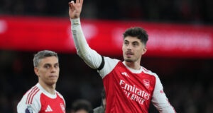 Arsenal perto de vencer a Premier League ao derrotar Burnley