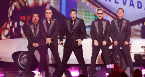 New Kids on the Block canta a música certa em 2026 AMAs