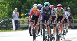 ‘Minhas pernas não são bonitas. Mas sou velho e teimoso. Então continuei’ – Damiano Caruso lutou durante anos para se separar do Giro d’Italia.