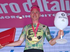 O que há na caixa do vencedor no pódio vermelho do Giro d’Italia?
