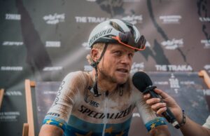 ‘Hoje não conseguia sentir as pernas’ – Mads Würtz Schmidt encontrou uma forma sem precedentes para vencer e esforçou-se no Traka 360