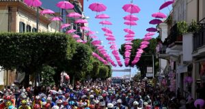 Logística desafiadora e condução de longa distância – o Giro d’Italia Bulgária começa com 1.000 km adicionais de distância ao longo de três semanas de corrida.