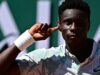 O jovem fez história ao derrotar o ex-campeão do Grand Slam na primeira rodada do Aberto da França