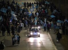 uma maré celestial que acompanha os campeões e um erro de gravação que quase terminou em tragédia