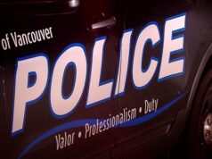 Suspeito de invasor baleado por policial de Vancouver do lado de fora da casa de uma mulher