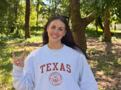 Texas Lands 2027 Verbal da atleta olímpica húngara Vivien Jackl