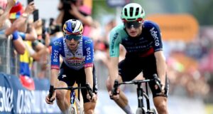 ‘Eu sabia que era possível’ – Felix Gall e Jai Hindley comemoram no pódio do Giro d’Italia após a batalha final em Piancavallo