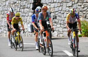 ‘Fiquei com o coração partido ao vê-lo lutando pelo pódio’ – Egan Bernal apoia a escalada de Thymen Arensman no Giro d’Italia