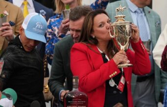 A história do Kentucky Derby foi feita em um dia dourado em Louisville