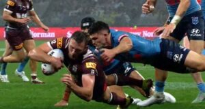 Os Maroons apoiam Slater para permanecer como treinador