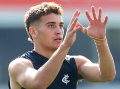 Carlton, pai e filho, estrela na estreia do VFL em meio a mudanças nas regras