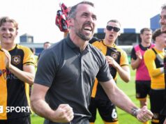 Condado de Newport: O que vem por aí para o exilado e herói de Leicester, Christian Fuchs?