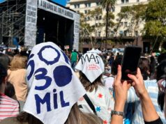 A crise da democracia pode ser vista nos celulares