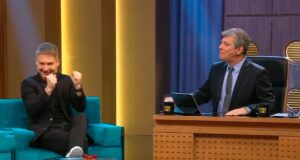 Adrian Savar e Mario Pergolini realizaram uma dança improvisada no estúdio Otro Día Perdido e foram uma das tendências do SHOW El Intransigente.