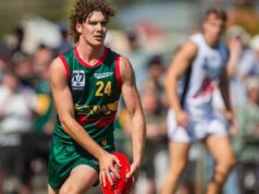 Artemis finalmente conseguiu uma escolha na AFL no draft do meio da temporada