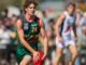Artemis finalmente conseguiu uma escolha na AFL no draft do meio da temporada