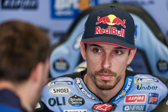 Alex Márquez vai falhar as próximas duas rondas de MotoGP depois de bater em Barcelona