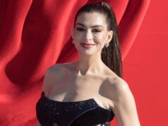 Anne Hathaway nega rumores de facelift e revela hack simples para Hollywood Glam