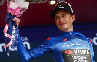 ‘Ficou para trás agora’ – Jonas Vingegaard revela que está doente depois da difícil primeira semana no Giro d’Italia