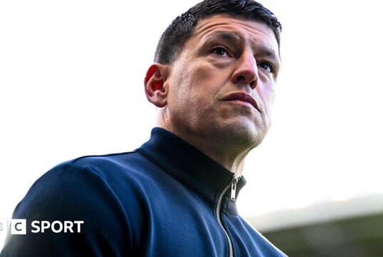 Wigan Warriors: O técnico Matt Peet faz grandes mudanças no jogo do Hull KR