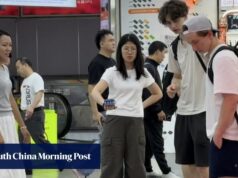 Huaqiangbei, da China, aposta na inovação da IA para reavivar o apelo global