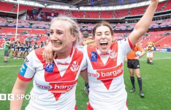 Jodie Cunningham e Emily Rudge, de St Helens, têm datas de aposentadoria definidas.