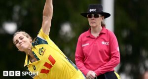 Copa do Mundo Feminina T20: Sophie Mullenix se encaixa na seleção australiana