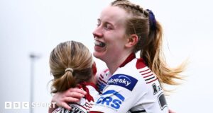 Superliga Feminina: Barrow Raiders 6 Wigan Warriors 74 Anna Davies marca quatro gols.